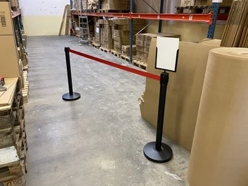 Flexibarrier Táblatartó kordonoszlopokhoz (Gazdaságos / Basic 300 / Kültéri 250 / Pro 250 / Safety 250)