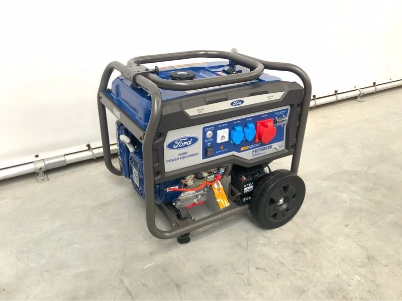 Ford FGT9250E áramfejlesztő/vészhelyzeti tápellátás 6500 W-tal