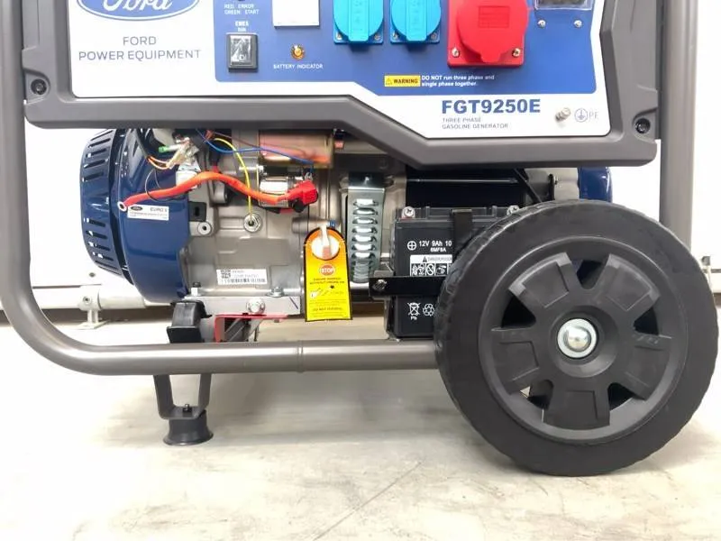 Ford FGT9250E áramfejlesztő/vészhelyzeti tápellátás 6500 W-tal