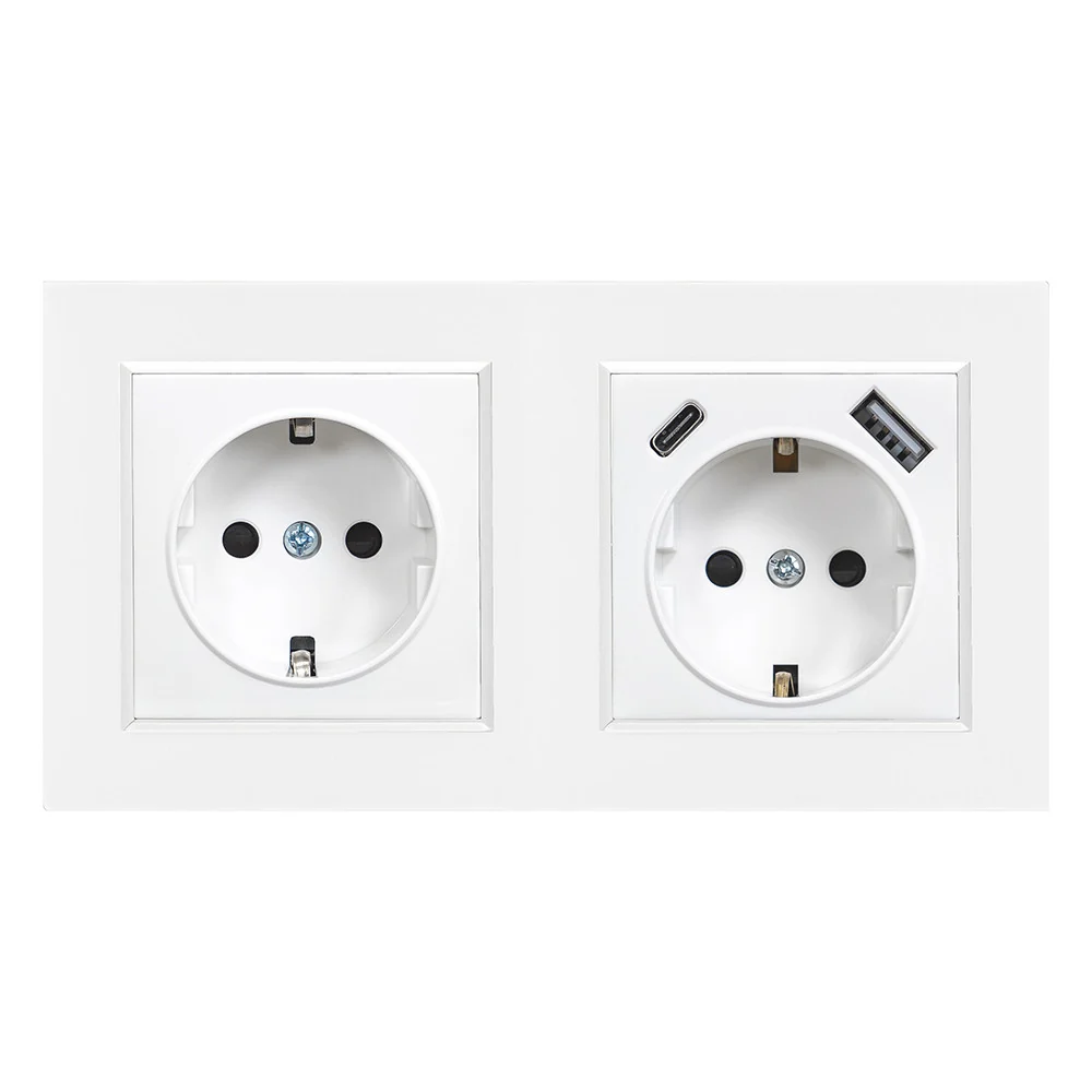 Nova földelt csatlakozóaljzat dugalj 16A 250V USB csatlakozóval fehér kerettel