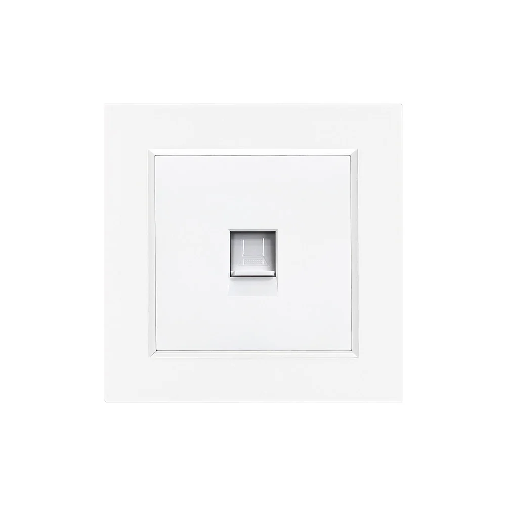 Nova UTP aljzat RJ-45 fehér kerettel