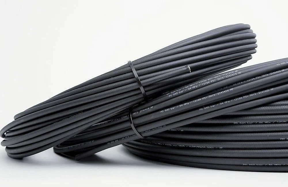 Zsírzótömlő 8,6mm - töltött