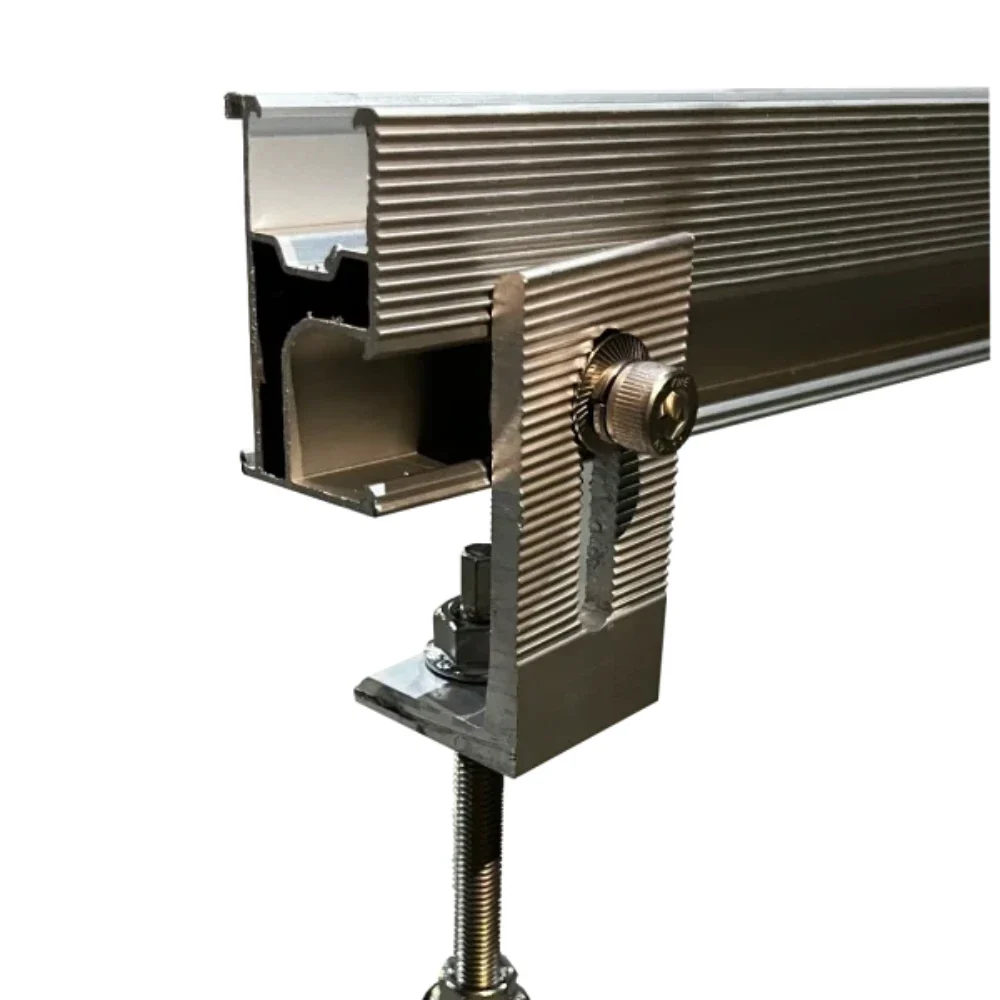 Mountkit ászok csavar 10x200 + adapter sínhez (40 db)