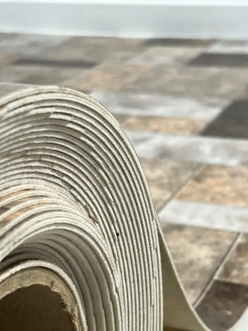 Bézs csempe mintás tekercses vinyl padló 200 cm-es