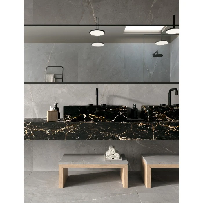 JEWELS-X BLACK GOLD 120x278- csempe egy merész és elegáns választás, amely azonnal különleges és luxus hangulatot varázsol...