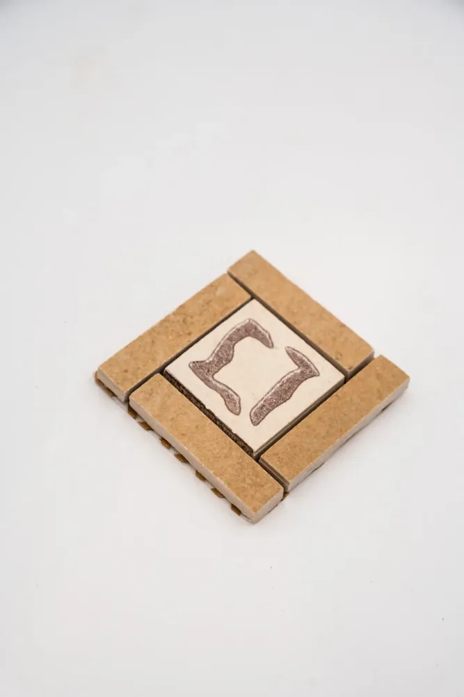 Négyzet alakú padlódekor/Onda ivory