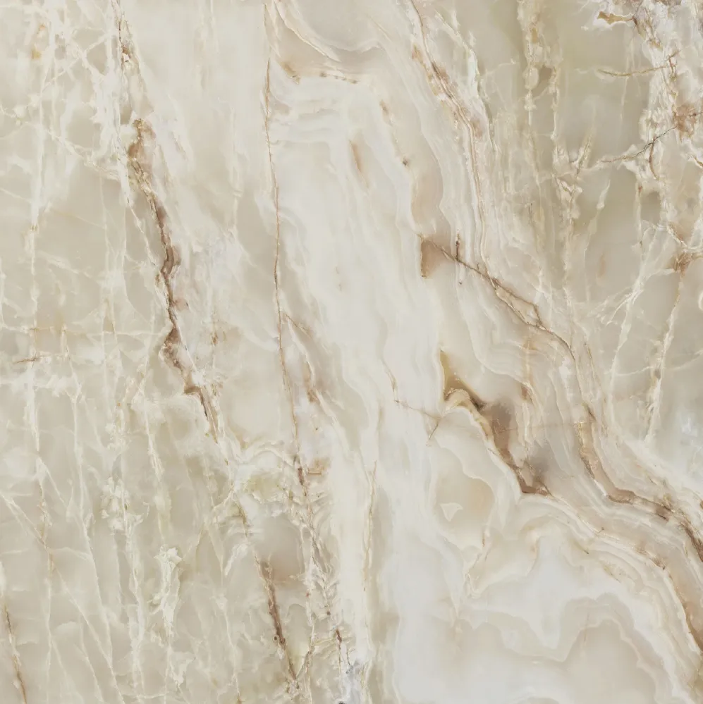 ONYX&MORE GOLDEN BLEND 80x180- Ez burkolat az onyx kő áttetsző mélységét és aranyló erezetét idézve nemcsak látványával, h...