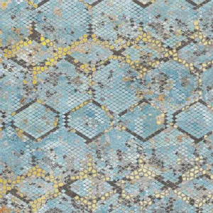 ROOM Python- 120x260 Ez nagy csempe színes kígyóbőr mintáját idézi, fehér, kék, arany és bézs árnyalatokkal. fehér tágítja...
