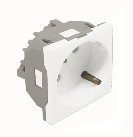 45131_SBR Quadro - Schuko konnektor