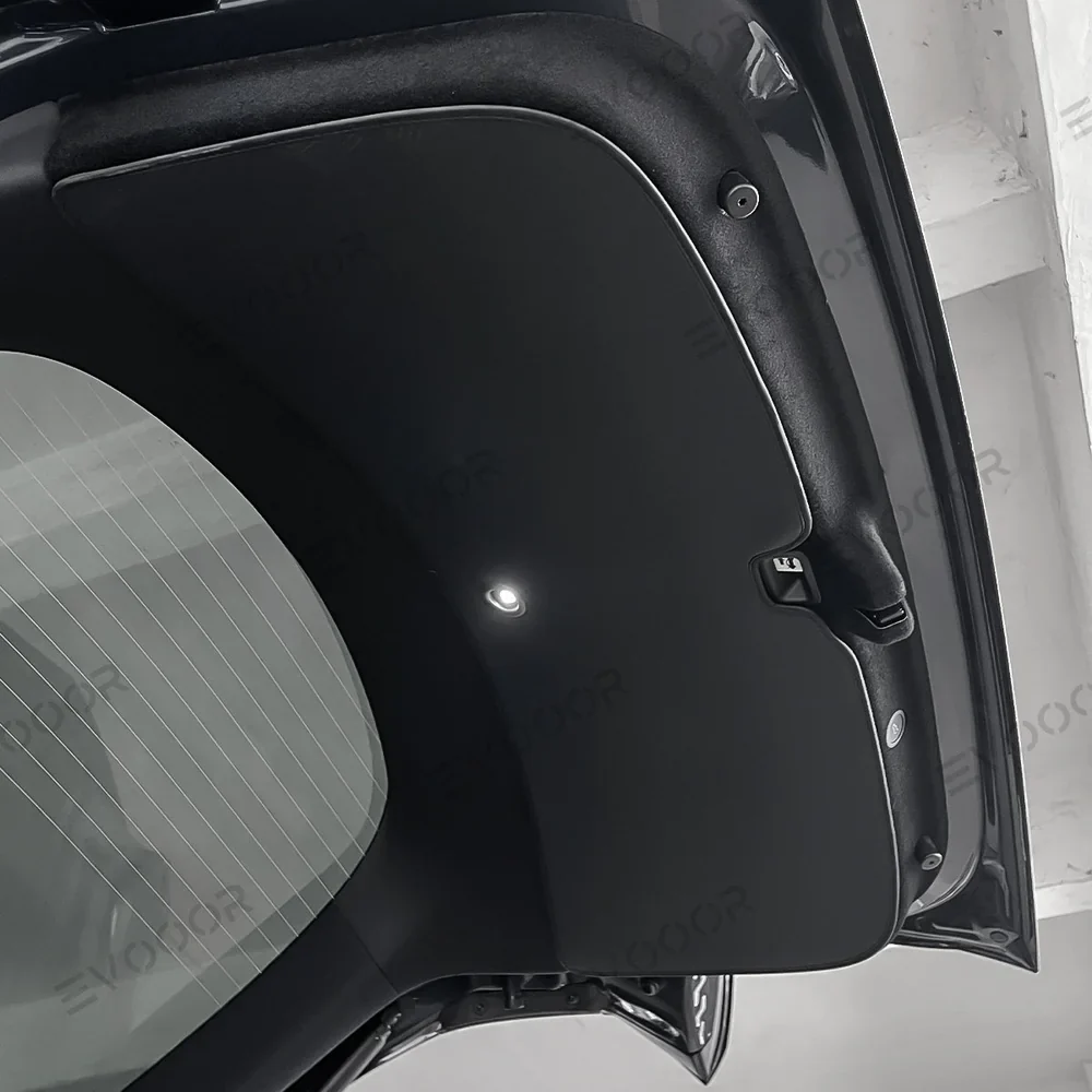 Napa bőr csomagtérajtó védő – Tartós és stílusos szőnyeg Tesla Model Y Juniper 2025+ modellhez