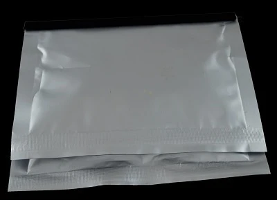Tracon Kiöntőgyanta, fekete 120gr, 80ml KGY-80
